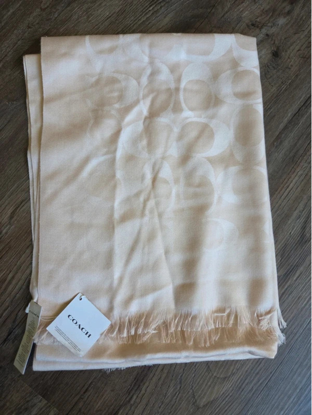 Nwt coach signature cream wrap scarf